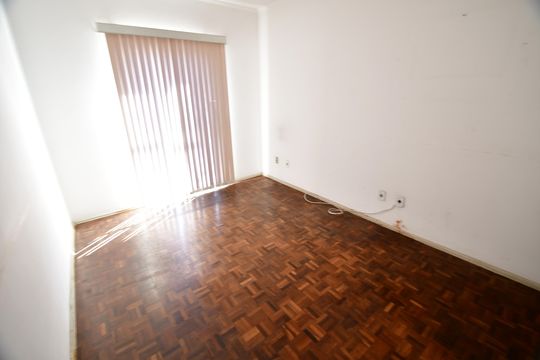 Sala de apartamento à venda com 2 quartos, 70m² em Centro, Campinas