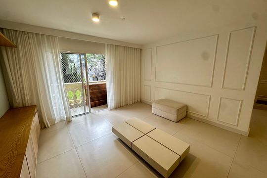 Apartamento para alugar com 5 quartos, 150m² em Brooklin, São Paulo