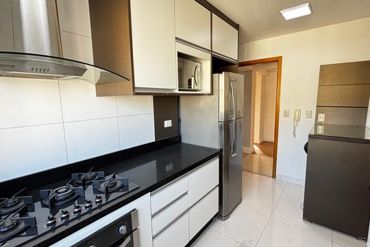 Cozinha de apartamento para alugar com 3 quartos, 150m² em Campestre, Santo André