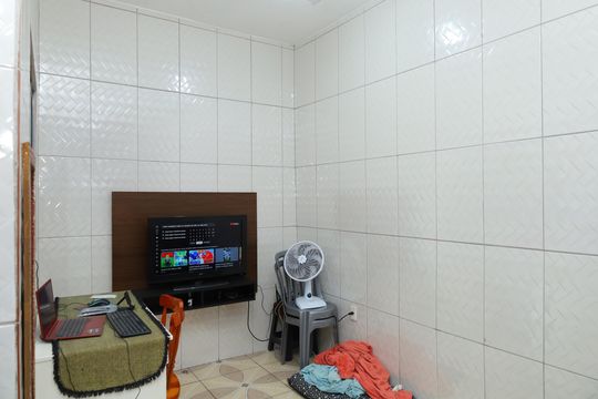 Sala de casa à venda com 2 quartos, 225m² em Conjunto Habitacional A. E. Carvalho, São Paulo