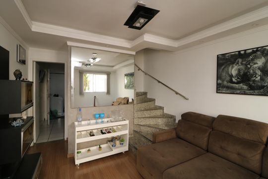Sala de casa de condomínio à venda com 2 quartos, 82m² em Vila Santa Clara, São Paulo