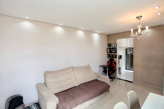 Sala de apartamento à venda com 2 quartos, 50m² em Camargos, Belo Horizonte