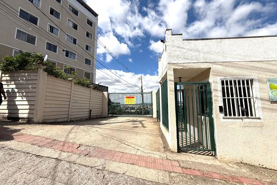Fachada de apartamento à venda com 2 quartos, 50m² em Camargos, Belo Horizonte