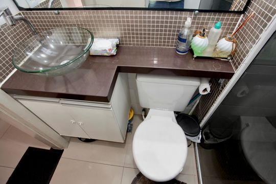 Banheiro Social de apartamento à venda com 2 quartos, 50m² em Camargos, Belo Horizonte