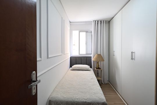 Quarto 1 de apartamento à venda com 2 quartos, 51m² em Parque Sao Vicente, Santo André