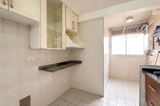 Cozinha de apartamento à venda com 2 quartos, 49m² em Taboão, São Bernardo do Campo