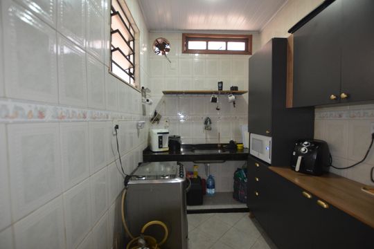 Cozinha de casa para alugar com 3 quartos, 80m² em Engenheiro Leal, Rio de Janeiro