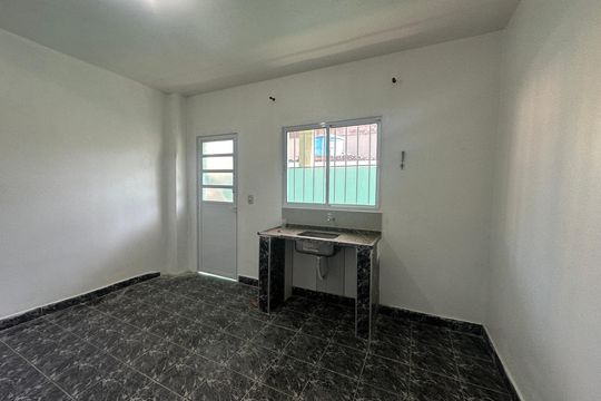 Sala/Cozinha de casa para alugar com 2 quartos, 50m² em Parque dos Camargos, Barueri