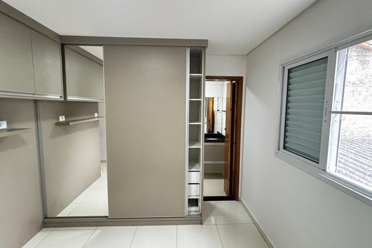 Suite de apartamento à venda com 2 quartos, 100m² em Parque Oratório, Santo André