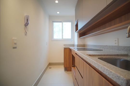 Cozinha de kitnet/studio para alugar com 1 quarto, 43m² em Passo D’areia, Porto Alegre