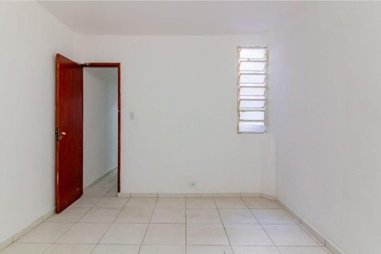 Quarto de casa para alugar com 1 quarto, 50m² em Presidente Altino, Osasco