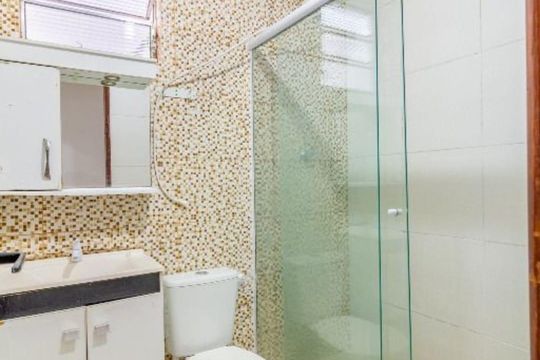 Banheiro de casa para alugar com 1 quarto, 50m² em Presidente Altino, Osasco