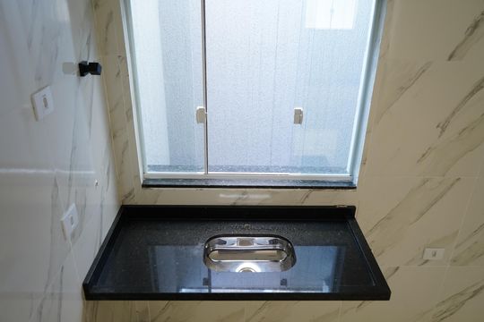Sala e Cozinha de casa de condomínio à venda com 2 quartos, 65m² em Chácara Santo Antônio (zona Leste), São Paulo