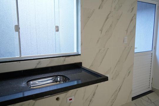 Sala e Cozinha de casa de condomínio à venda com 2 quartos, 65m² em Chácara Santo Antônio (zona Leste), São Paulo