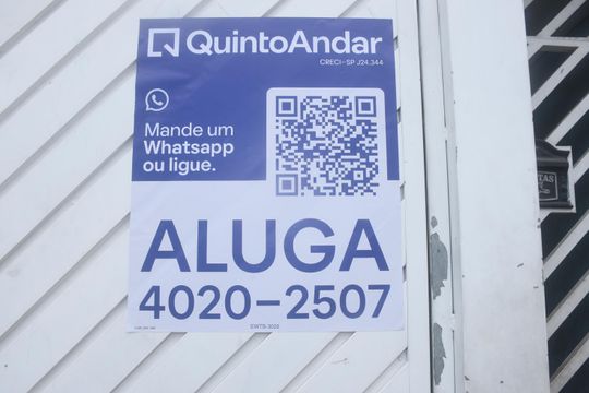 Placa de casa para alugar com 3 quartos, 120m² em Parque Santa Madalena, São Paulo