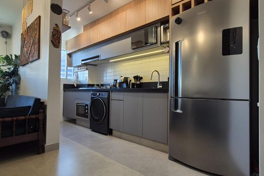 Cozinha de apartamento à venda com 2 quartos, 55m² em Vila Rosa, Goiânia