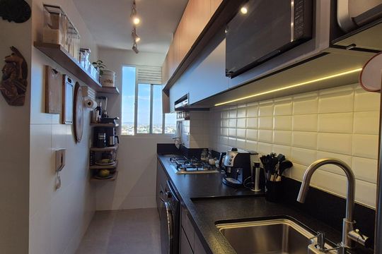 Cozinha/Área de Serviço de apartamento à venda com 2 quartos, 55m² em Vila Rosa, Goiânia