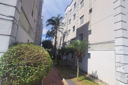 Área externa de apartamento à venda com 2 quartos, 45m² em Jardim Piracuama, São Paulo