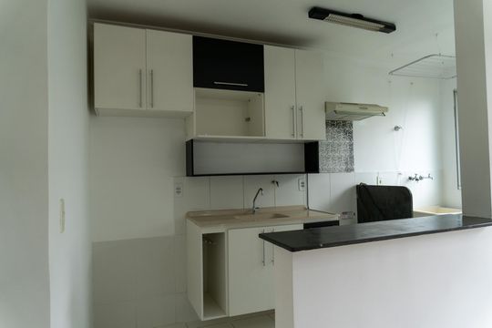 Apartamento à venda com 2 quartos, 45m² em Jardim Piracuama, São Paulo