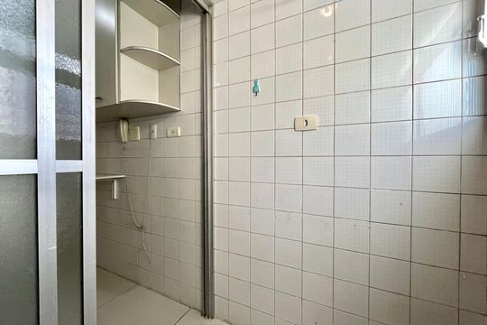 Área de Serviço de apartamento para alugar com 2 quartos, 54m² em Vila Guarani, São Paulo