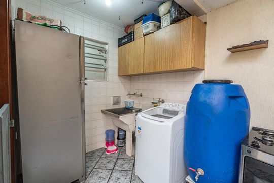 Quintal de casa à venda com 4 quartos, 140m² em Vila Brasilina, São Paulo