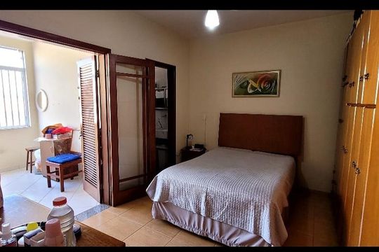 Quarto de casa para alugar com 3 quartos, 240m² em Jardim Juá, São Paulo