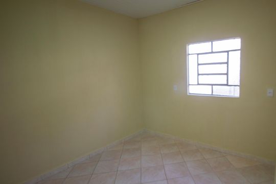 Casa para alugar com 1 quarto, 50m² em Taguatinga, Brasília