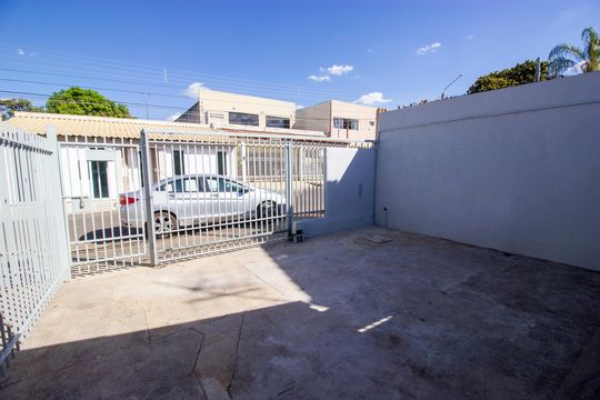 Casa para alugar com 2 quartos, 70m² em Taguatinga, Brasília