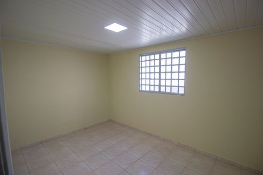 Casa para alugar com 2 quartos, 70m² em Taguatinga, Brasília