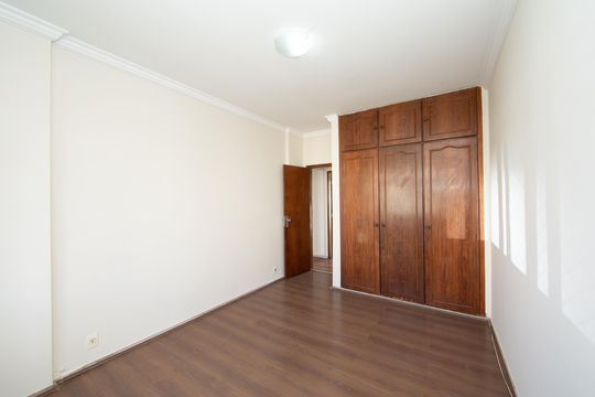 Apartamento para alugar com 3 quartos, 160m² em Cidade Jardim, Belo Horizonte