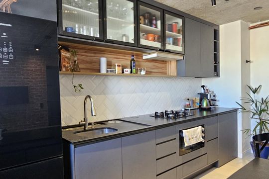 Cozinha de apartamento à venda com 2 quartos, 33m² em Água Rasa, São Paulo