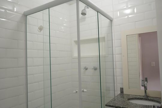 Banheiro da Suíte de apartamento para alugar com 2 quartos, 60m² em Tatuapé, São Paulo