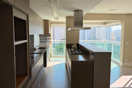 Cozinha de apartamento para alugar com 1 quarto, 65m² em Casa Verde, São Paulo