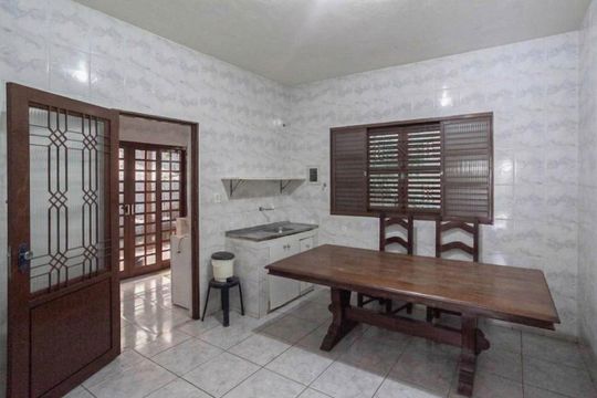 Cozinha de casa à venda com 3 quartos, 260m² em Garças, Belo Horizonte