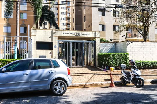 Fachada de apartamento para alugar com 2 quartos, 72m² em Cambuci, São Paulo