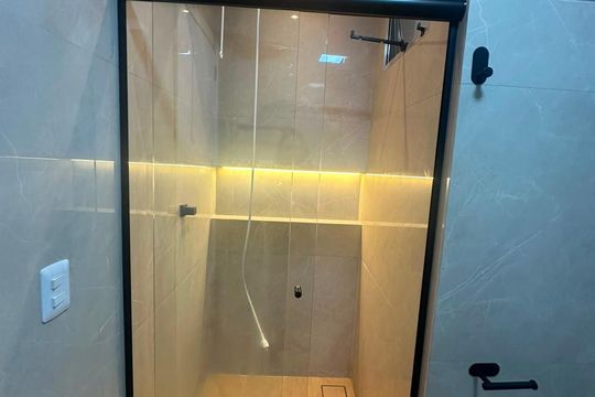 Banheiro de casa à venda com 2 quartos, 71m² em Vila Nivi, São Paulo