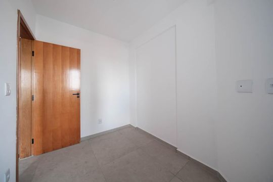 Quarto 2 de apartamento à venda com 2 quartos, 40m² em Vila Granada, São Paulo