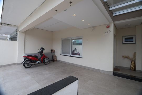 Garagem de casa para alugar com 3 quartos, 200m² em Fátima, Canoas