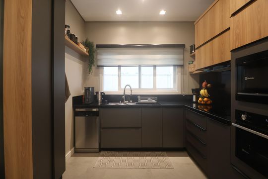 Cozinha - Armários de casa para alugar com 3 quartos, 200m² em Fátima, Canoas