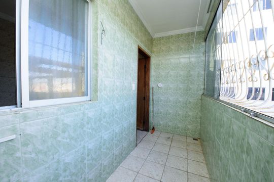 Cozinha e Área de Serviço de apartamento para alugar com 2 quartos, 70m² em Linda Vista, Contagem