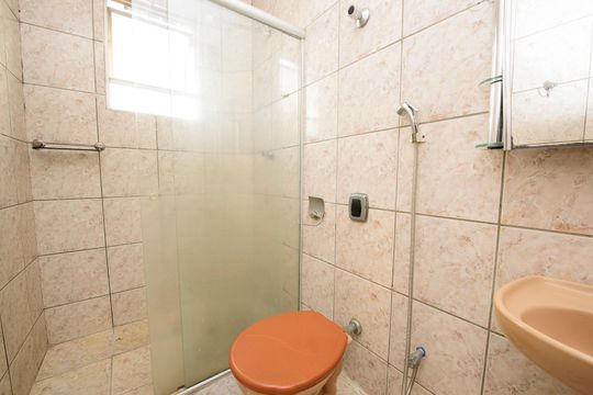 Banheiro Social de apartamento para alugar com 2 quartos, 70m² em Linda Vista, Contagem