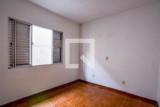 Casa para alugar com 3 quartos, 175m² em Vila Linda, Santo André