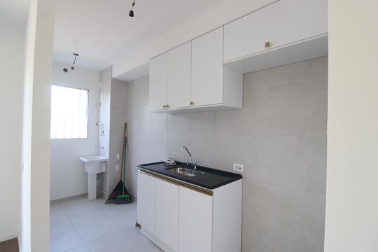 Cozinha de apartamento para alugar com 2 quartos, 67m² em Barra Olímpica, Rio de Janeiro