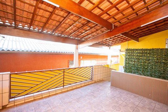 Área comum de casa para alugar com 2 quartos, 200m² em Canhema, Diadema