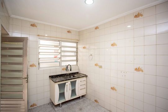 Cozinha de casa para alugar com 2 quartos, 200m² em Canhema, Diadema