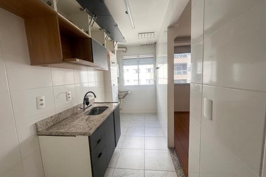 Cozinha de apartamento para alugar com 2 quartos, 50m² em Encantado, Rio de Janeiro