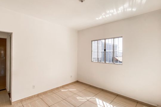Casa para alugar com 1 quarto, 40m² em Vila Rio Branco, São Paulo