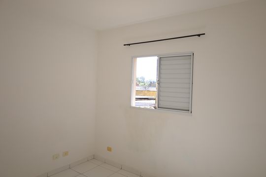 Casa para alugar com 2 quartos, 79m² em Jardim Tres Marias, São Paulo