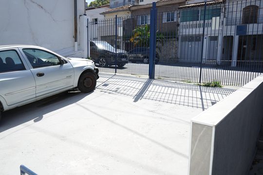 Garagem de casa para alugar com 4 quartos, 120m² em Penha de França, São Paulo