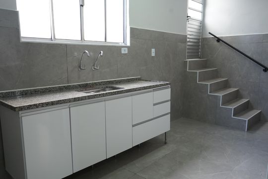 Cozinha de casa para alugar com 4 quartos, 120m² em Penha de França, São Paulo